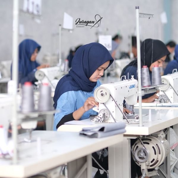 Tidak hanya pakaian, kami juga menerima order…